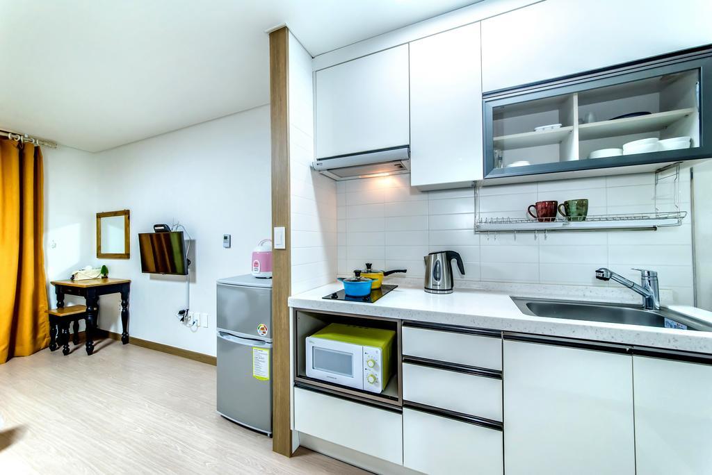 Dorami Pension Seogwipo Bagian luar foto