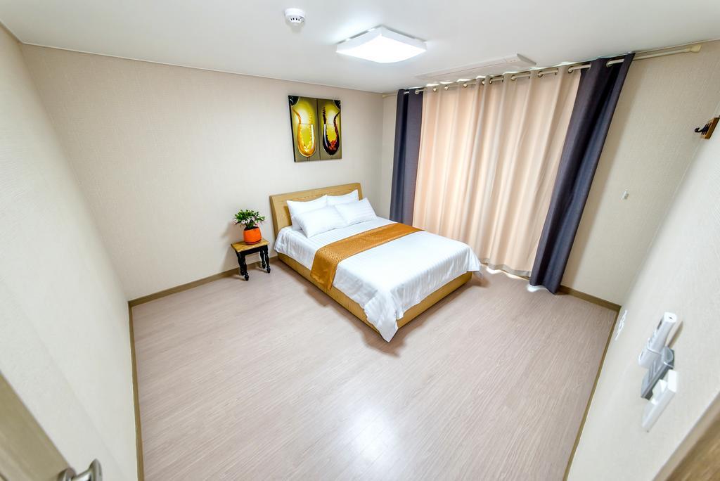 Dorami Pension Seogwipo Bagian luar foto
